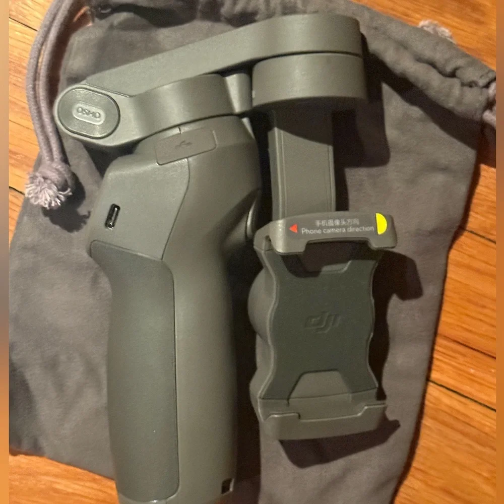 DJI Osmo Mobile 3 Combo Gray Handheld Smartphone Gimbal